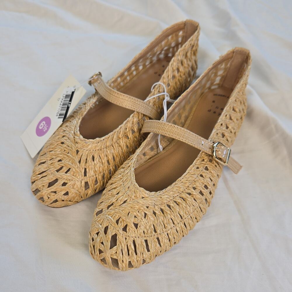 #54 A New Day Woven Memory Foam Buckle Strap Flats Beige Women's Size 6.5